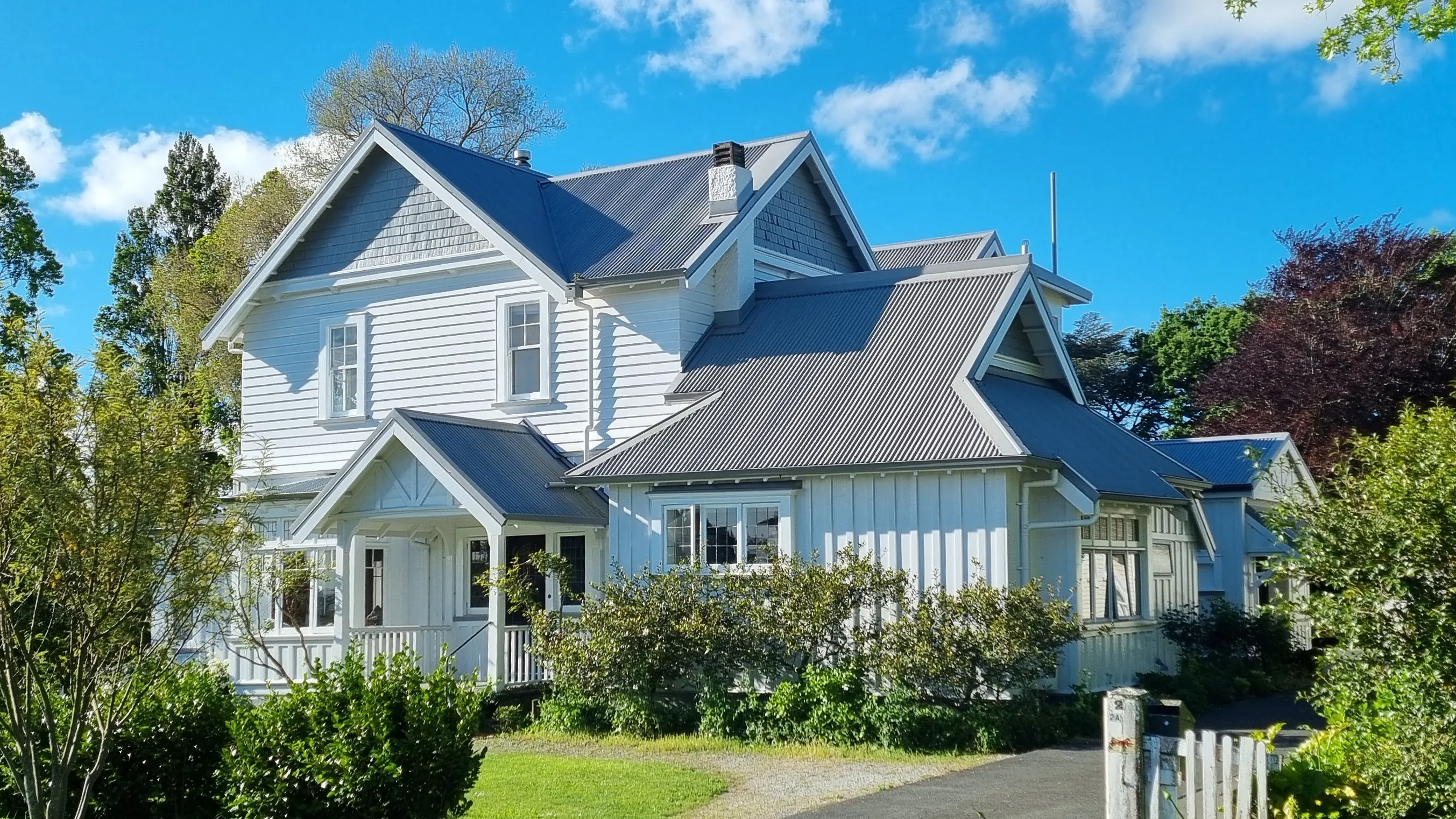 Villa Re-roof | Colorsteel® Longrun